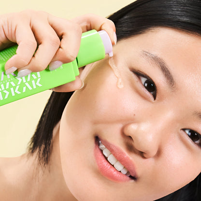 Hyaluronic acid booster serum to deeply hydrate skin